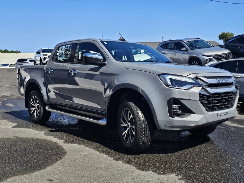 2025 Isuzu D-Max LS Double Cab image 2