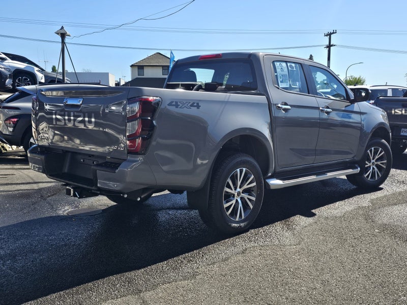 2025 Isuzu D-Max LS Double Cab image 3