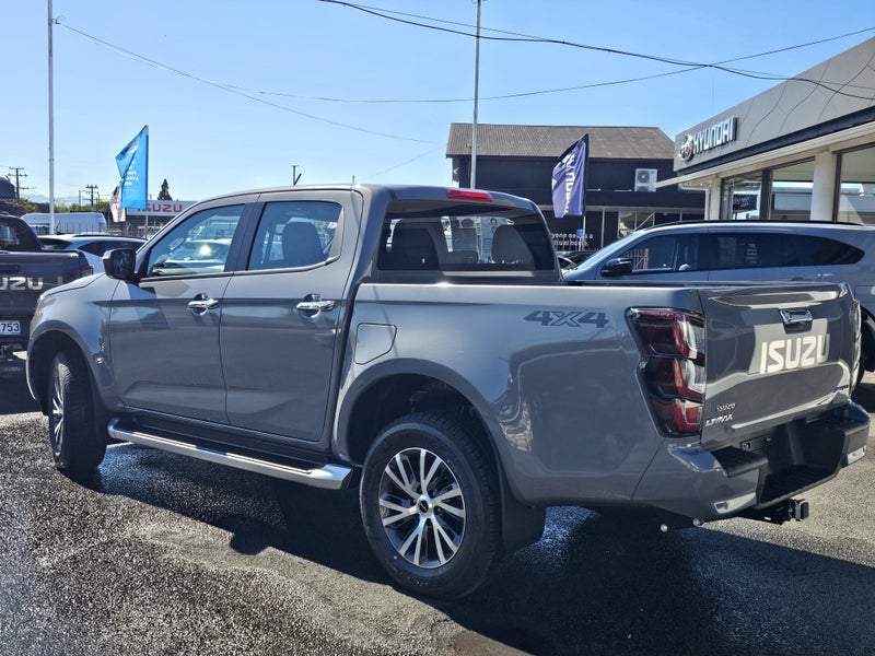 2025 Isuzu D-Max LS Double Cab image 4