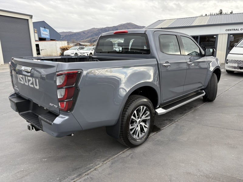 2025 Isuzu D-Max LS Double Cab Auto 4WD image 3