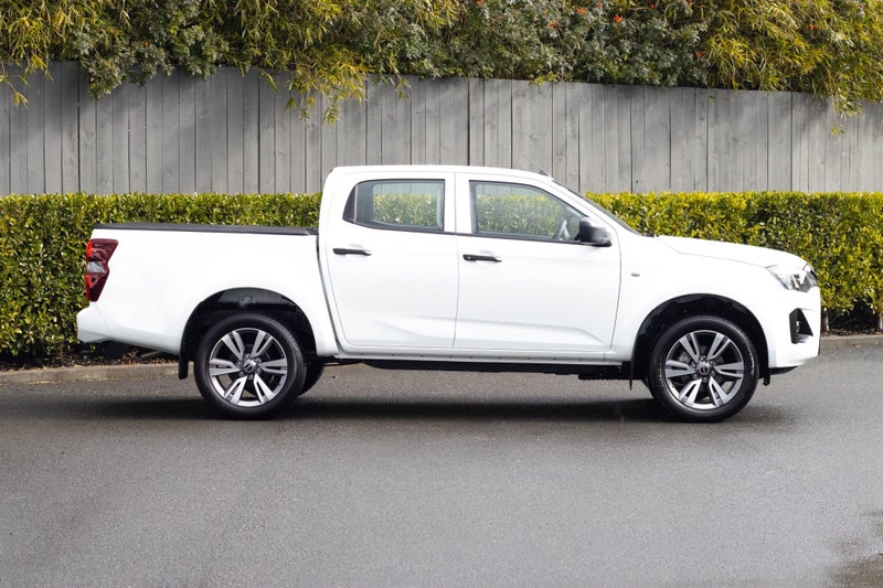 2025 Isuzu D-Max LX 2WD DC Auto image 2