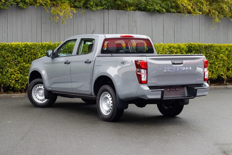 2025 Isuzu D-Max LX 4WD Auto DC image 3