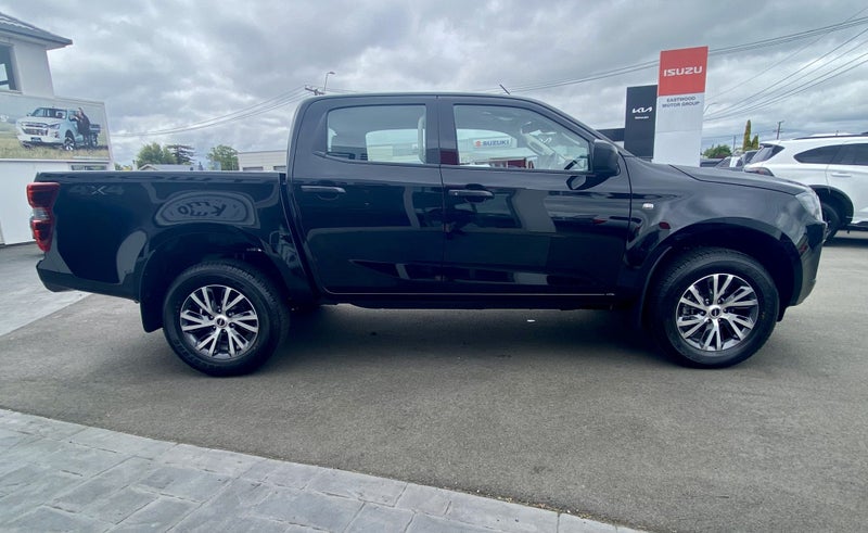 2025 Isuzu D-Max LX Double Cab 3.0D 4x4 6AT image 5