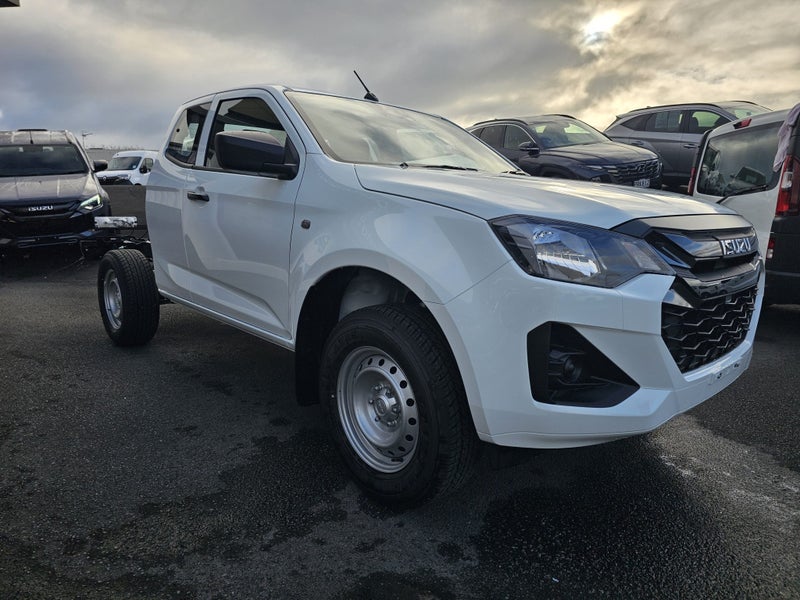 2025 Isuzu D-Max LX Space 4WD image 2
