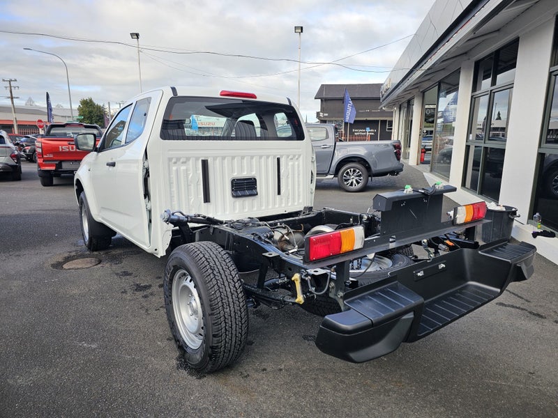 2025 Isuzu D-Max LX Space 4WD image 4