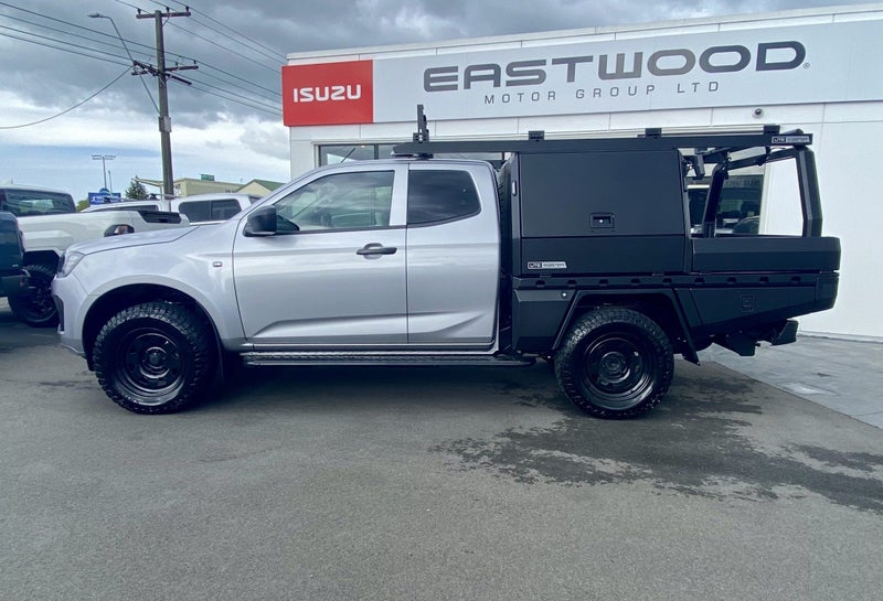 2025 Isuzu D-Max LX Space Cab Auto 4WD image 2