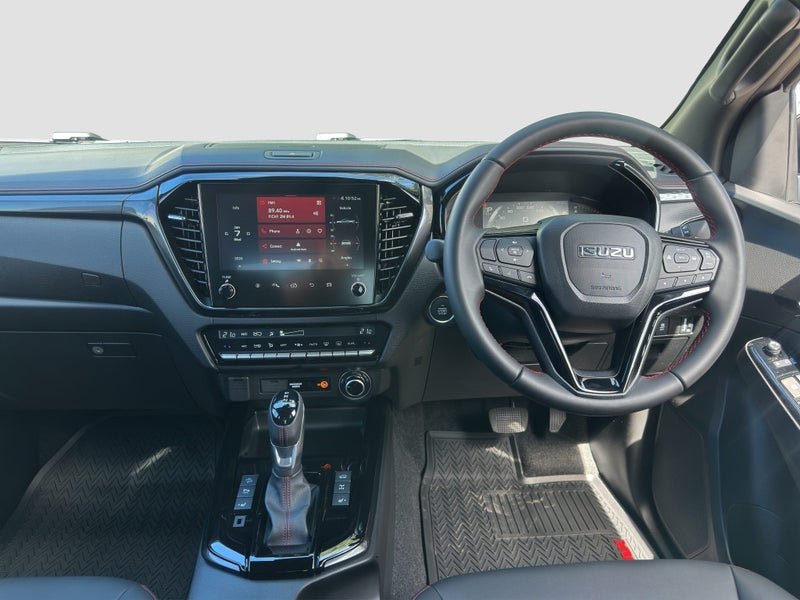 2025 Isuzu D-Max X-TERRAIN / 4WD / 3.0L DIESEL image 3