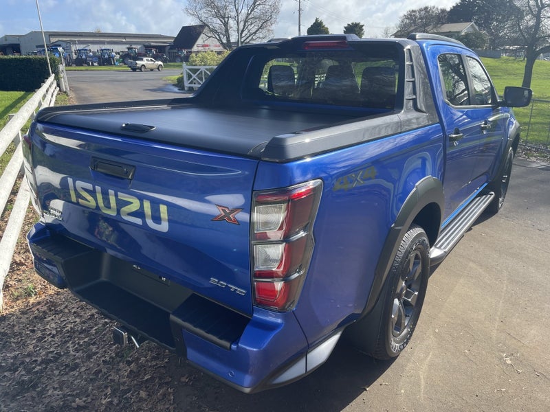 2025 Isuzu D-Max X-Terrain DCab 4WD image 3