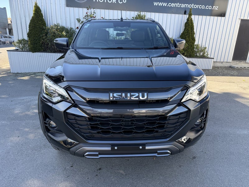 2025 Isuzu D-Max X-Terrain Double Cab image 3