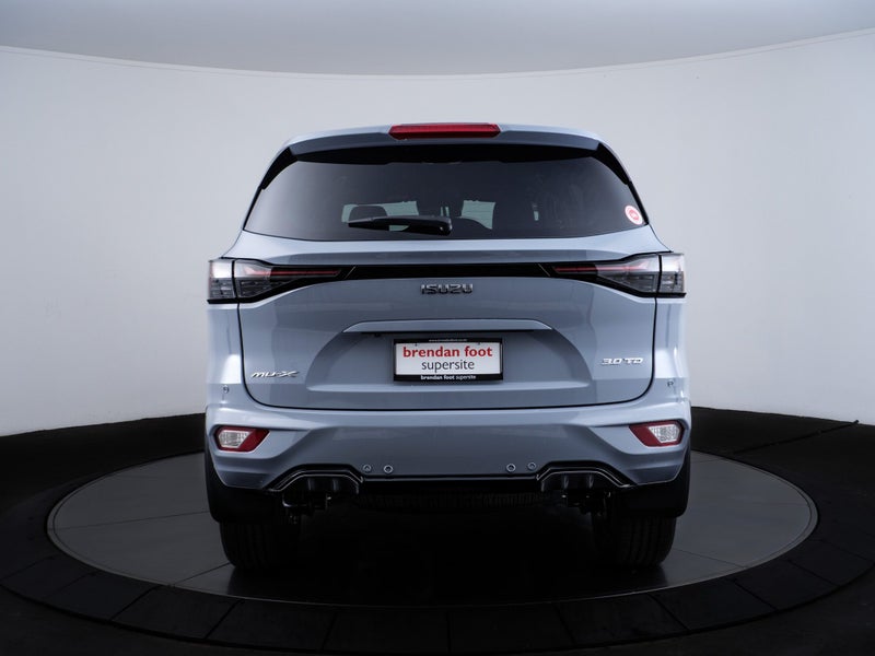 2025 Isuzu MU-X LS-T image 2