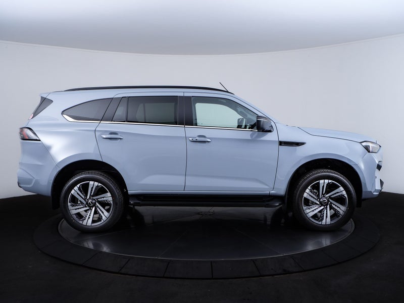 2025 Isuzu MU-X LS-T image 4