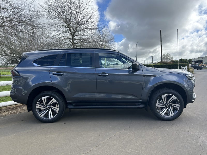 2025 Isuzu MU-X LS-T 3.0D image 5