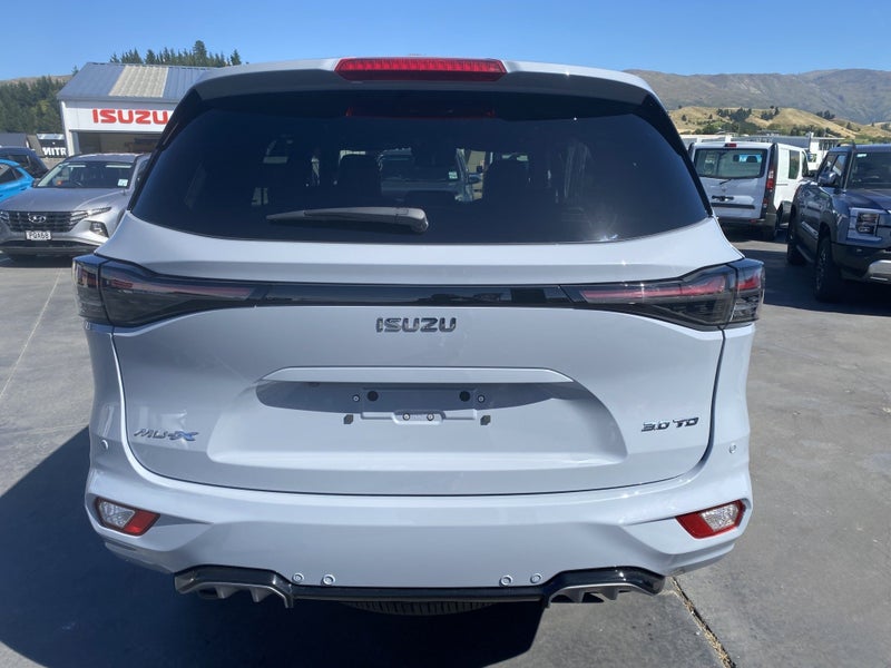 2025 Isuzu MU-X LS-T 3.0D PE image 4