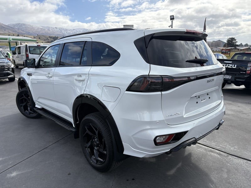 2025 Isuzu MU-X X-T 3.0D image 5