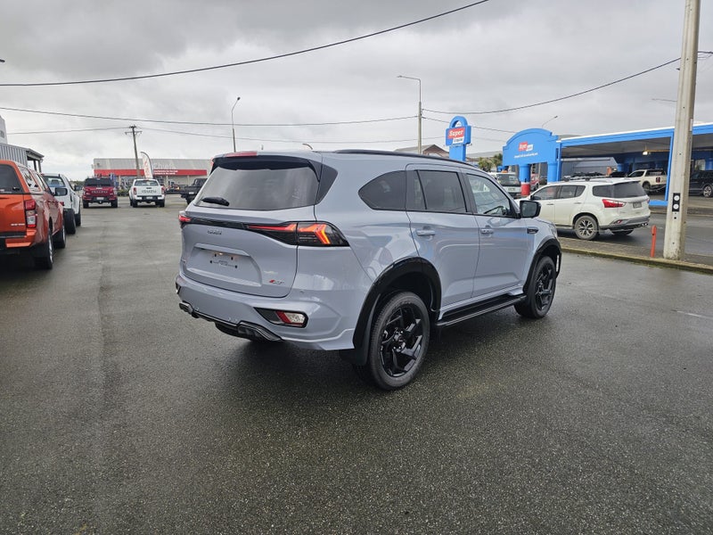 2025 Isuzu MU-X X-Terrain SUV 3.0D 4WD image 4