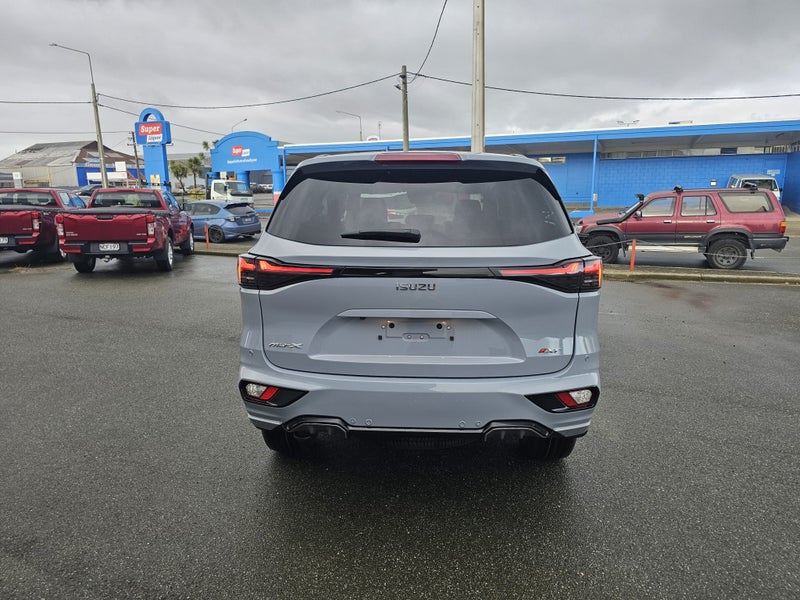 2025 Isuzu MU-X X-Terrain SUV 3.0D 4WD image 5
