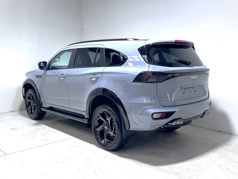 2025 Isuzu MU-X XT 3.0 T/D 4WD AUTO - New MY25... image 5