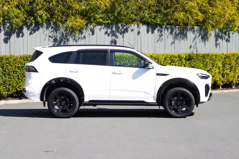 2025 Isuzu MU-X XT 3.0D image 2