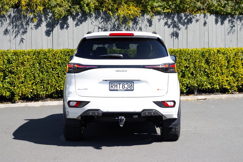 2025 Isuzu MU-X XT 3.0D image 5
