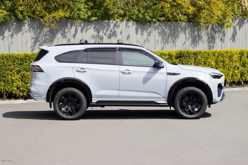 2025 Isuzu MU-X XT 3.0D image 2