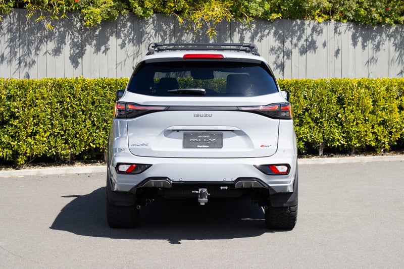 2025 Isuzu MU-X XT 3.0D image 5