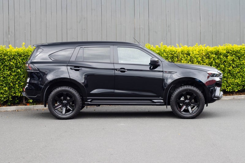 2025 Isuzu MU-X XT 4WD Auto image 2