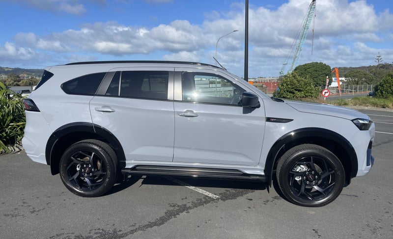 2025 Isuzu MU-X XT 4WD Auto 3.0D 7 SEATER image 4