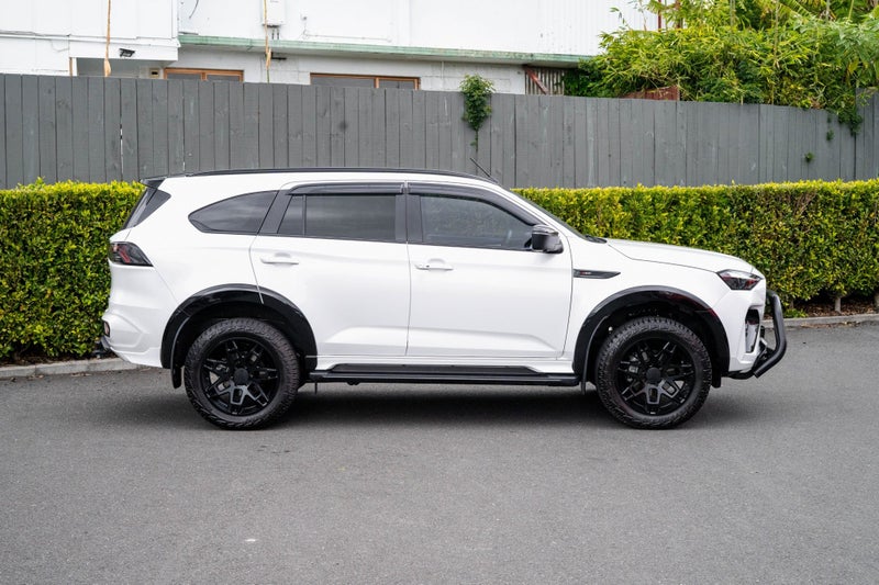 2025 Isuzu MU-X XT 4WD Auto image 2
