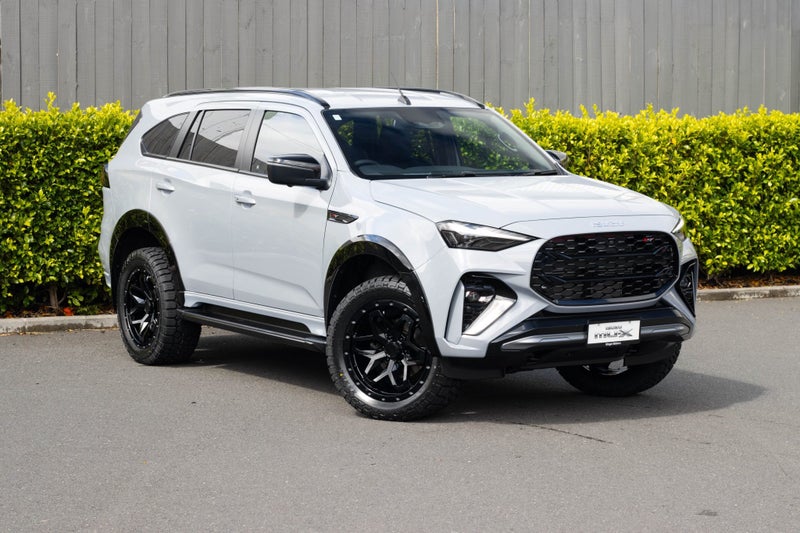 2025 Isuzu MU-X XT 4WD Auto image 1