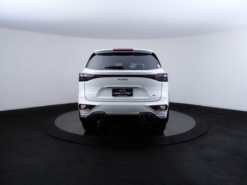 2025 Isuzu MU-X XT X-Terrain 3.0L 4X4 image 2