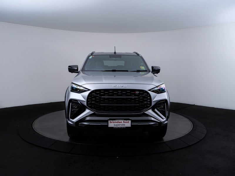 2025 Isuzu MU-X XT X-Terrain 4X4 image 5