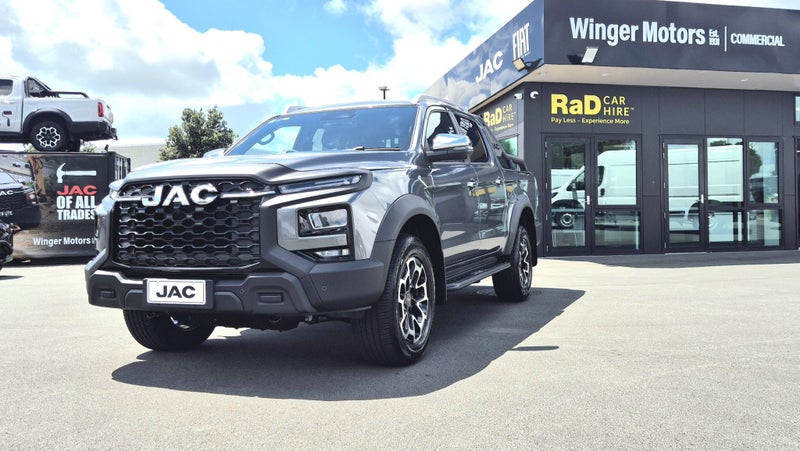 2025 JAC T9 Luxury image 1