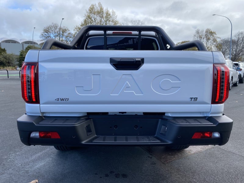 2025 JAC T9 Luxury image 3