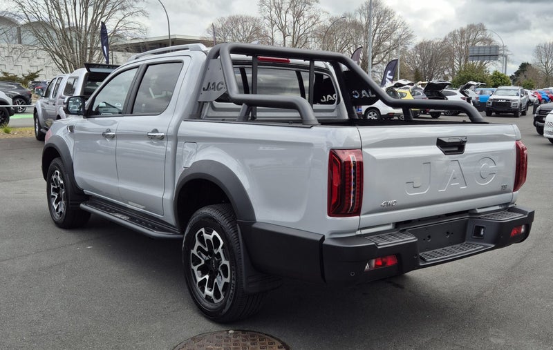 2025 JAC T9 Luxury image 4