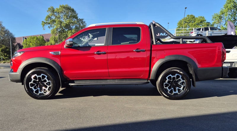 2025 JAC T9 Luxury image 2