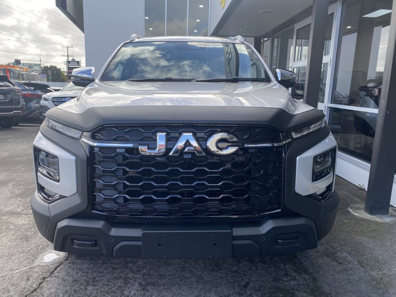 2025 JAC T9 Luxury image 3