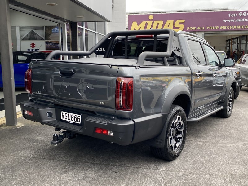 2025 JAC T9 Luxury image 2