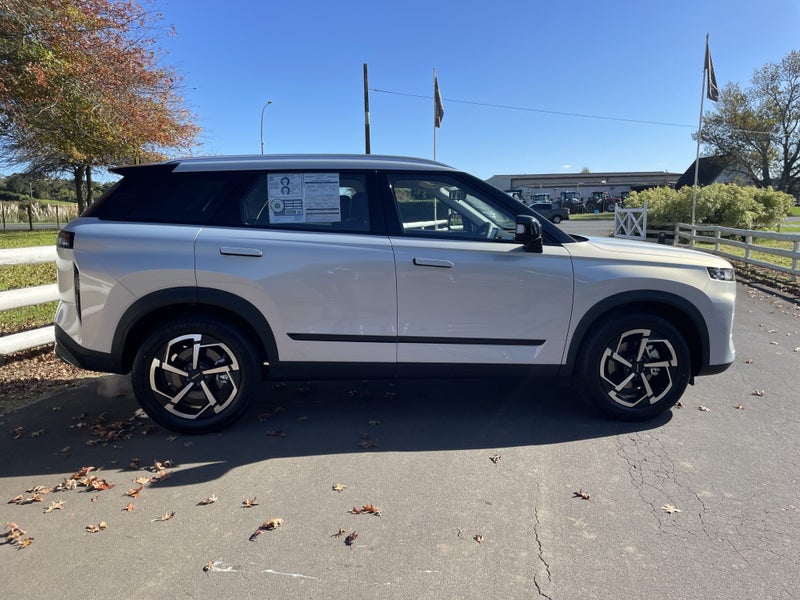 2025 Jaecoo J7 1.6T EX DCT FWD image 3