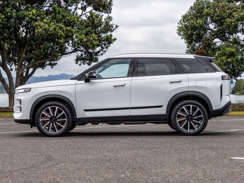 2025 Jaecoo J7 EX PLUS AWD (4X4) image 3