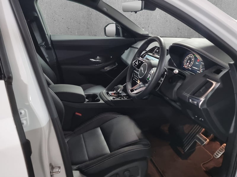 2025 Jaguar E-PACE P250 R-Dynamic Se image 2