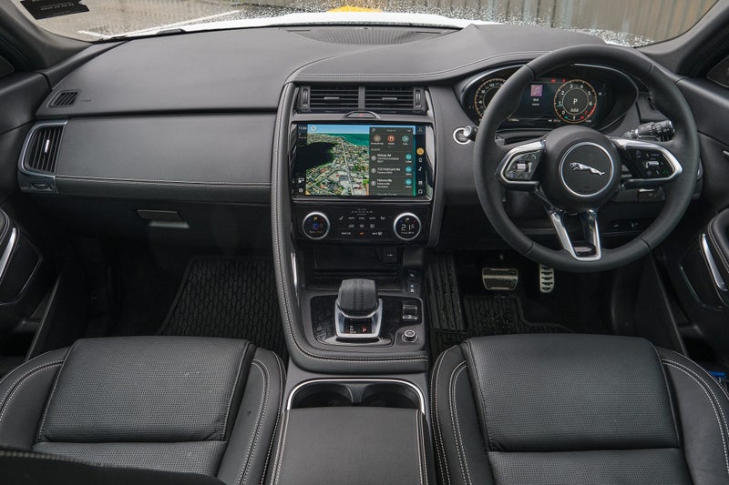 2025 Jaguar E-PACE P250 Ultimate Edition image 4