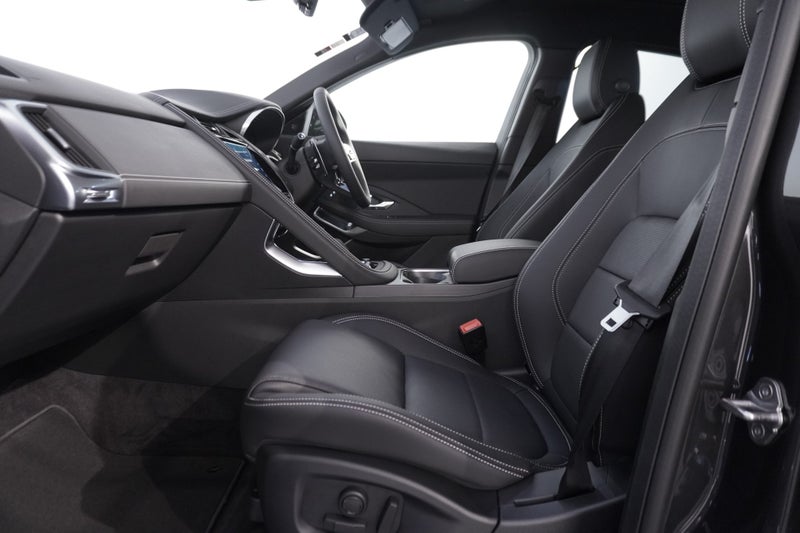 2025 Jaguar E-PACE P250 ULTIMATE EDITION image 3