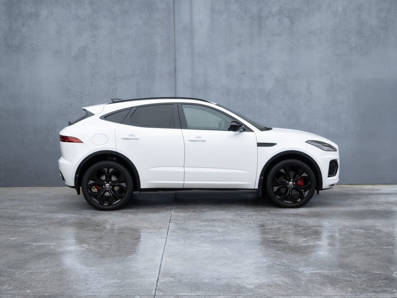2025 Jaguar E-PACE P250 Ultimate Edition image 3
