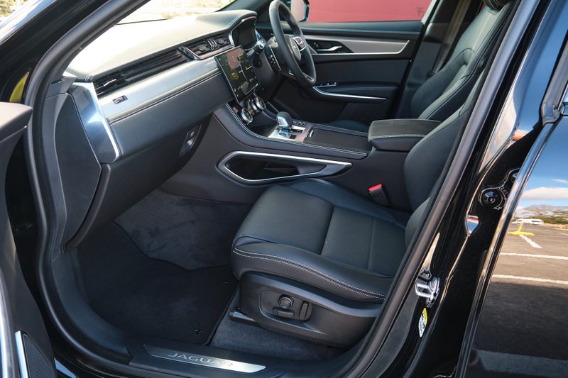 2025 Jaguar F-PACE P250 90th Anniversary Edition image 5