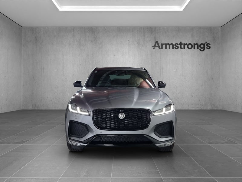 2025 Jaguar F-PACE P250 R-Dynamic SE - 90th Ann... image 4