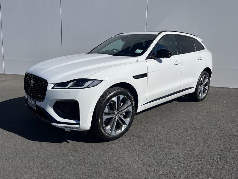 2025 Jaguar F-PACE P250 R-Dynamic SE image 4