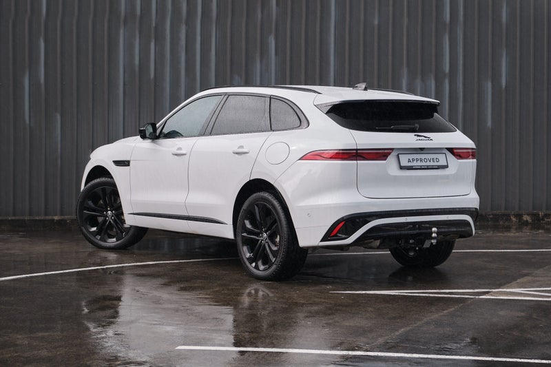 2025 Jaguar F-PACE P400e R-Dynamic HSE image 2