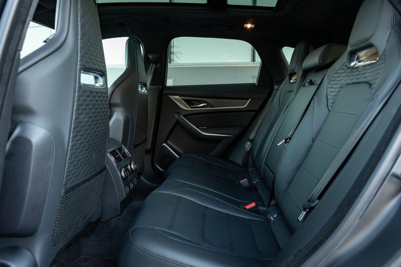 2025 Jaguar F-PACE SVR 575 Edition image 5