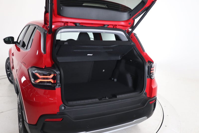 2025 Jeep Avenger Launch Edition 54KWH image 4