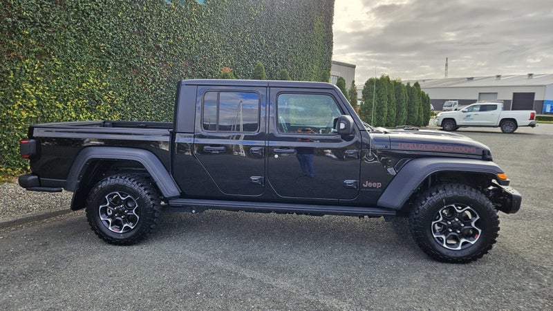 2025 Jeep Gladiator Rubicon image 3